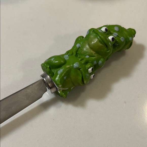 Green Frog Ceramic sponge Dish or Dip Dish with Knife - Picture 2 of 3